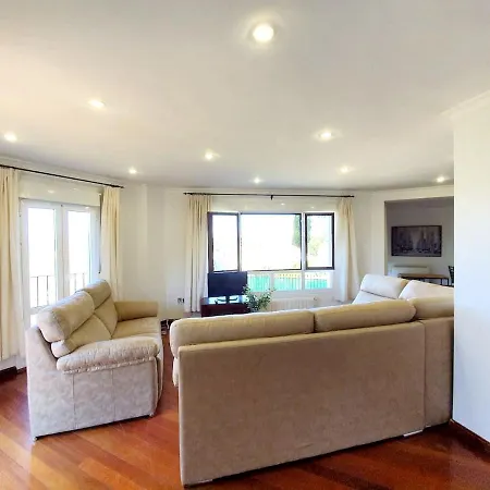 Spacious In Apartment Ronda