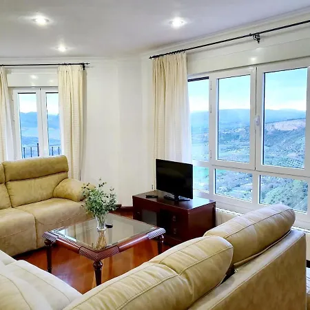 Apartment Spacious In *